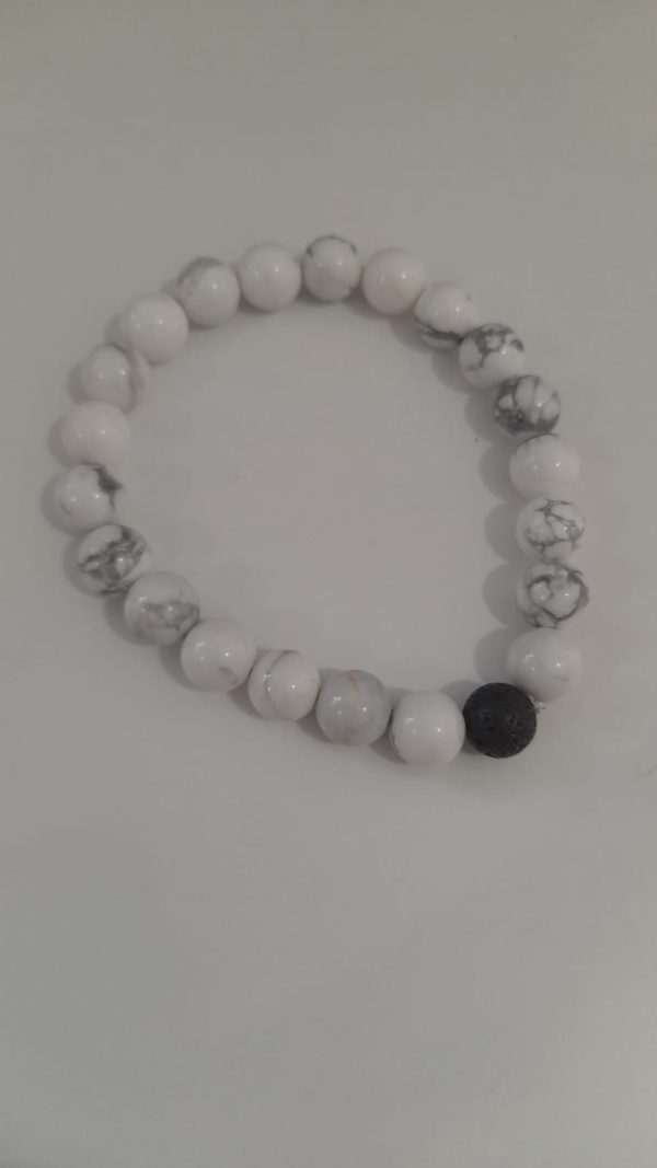 Pulseira Howlite e Lava vulcânica